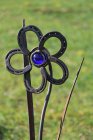HufeisenBlume mit Glaskugel, verschiedene Farben